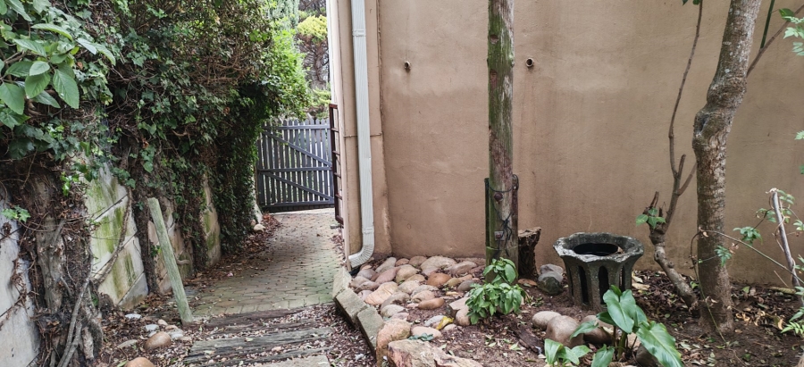 7 Bedroom Property for Sale in Dana Bay Western Cape